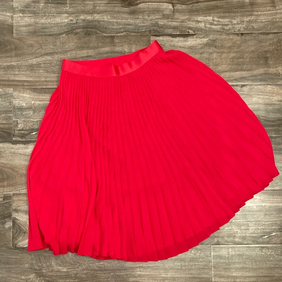 Express Dresses & Skirts - Red Express Pleated Skirt